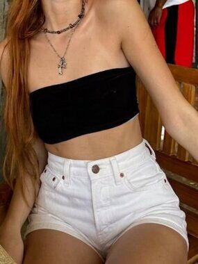 Vintage LEVIS High-Waist Booty Jeans Shorts Womens 00 11x2 White Leather-Patch